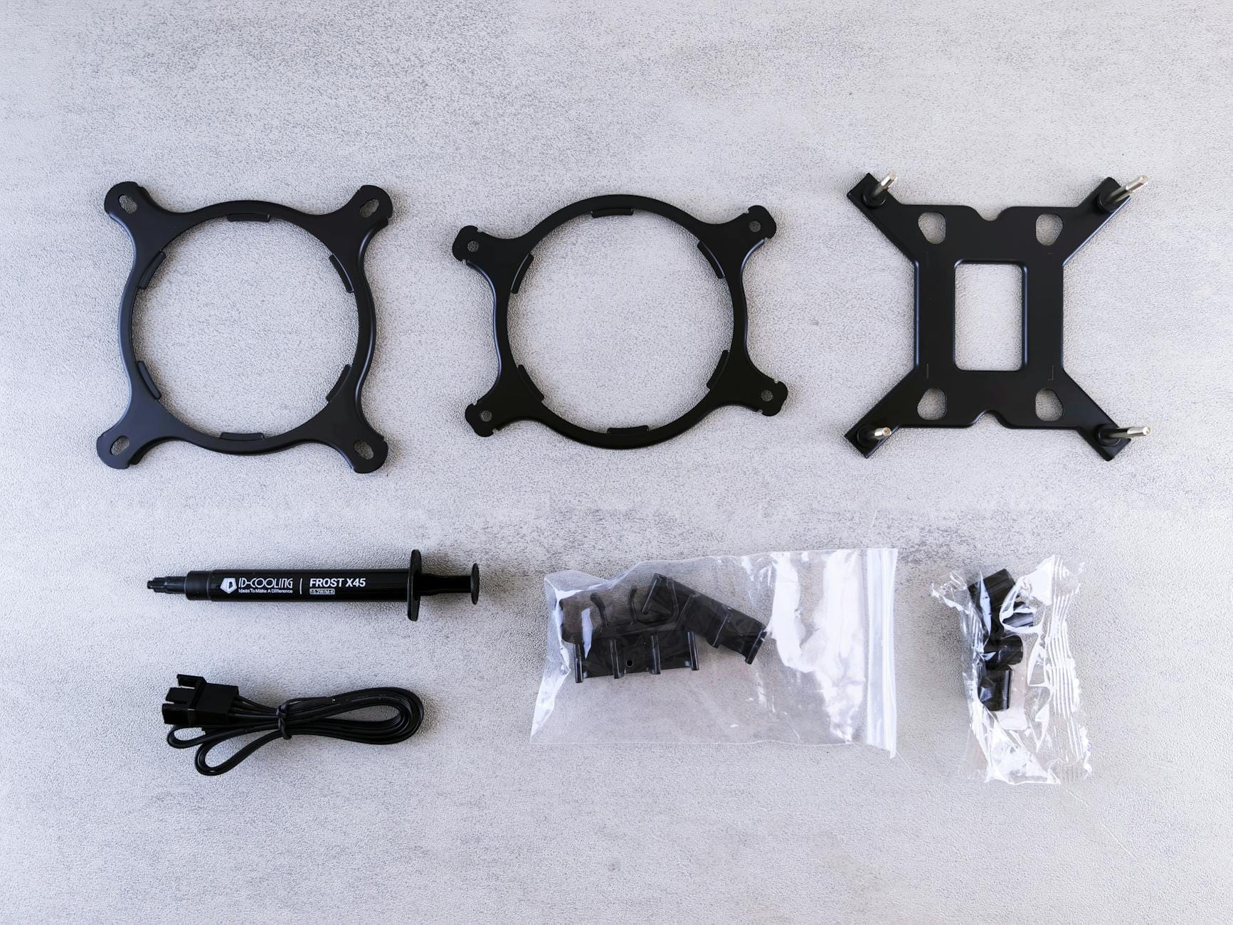 Niezbędnik instalatora centralnego ogrzewania: kluczowe narzędzia w praktyce Zestaw komponentów montażowych do chłodzenia z pastą i przewodami